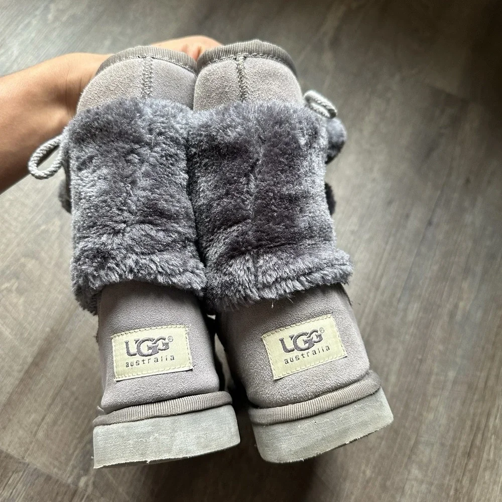 UGG Brie Winter Bootie Waterproof Black Suede Shearling Insulated Women's 9 EXC+